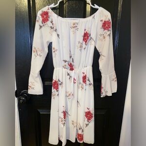 Rowme brand. Size small.